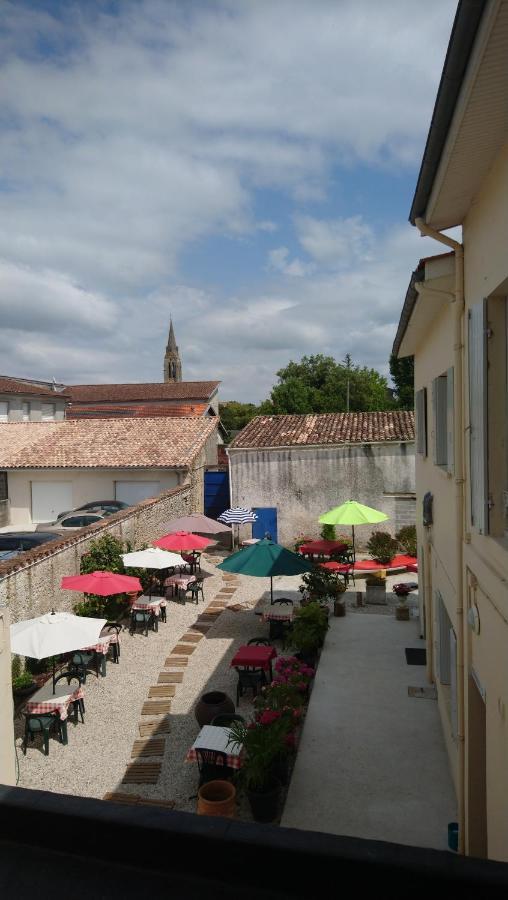 Cafe De Paris Hotel Lesparre-Medoc Luaran gambar